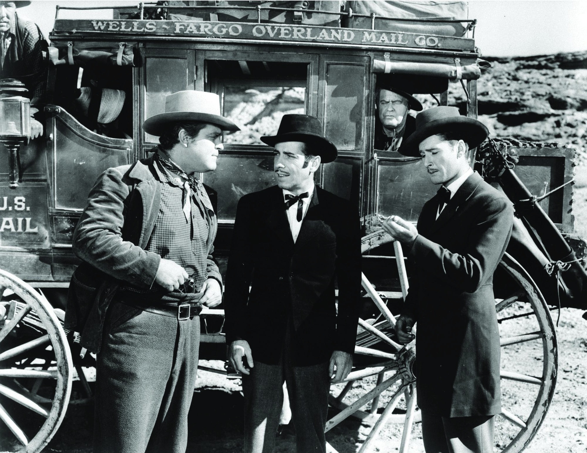 Humphrey Bogart, Errol Flynn, Alan Hale, and Guinn 'Big Boy' Williams in Virginia City (1940)