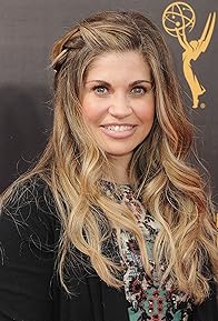 Primary photo for Danielle Fishel