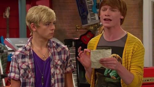 Calum Worthy and Ross Lynch in Austin & Ally (2011)