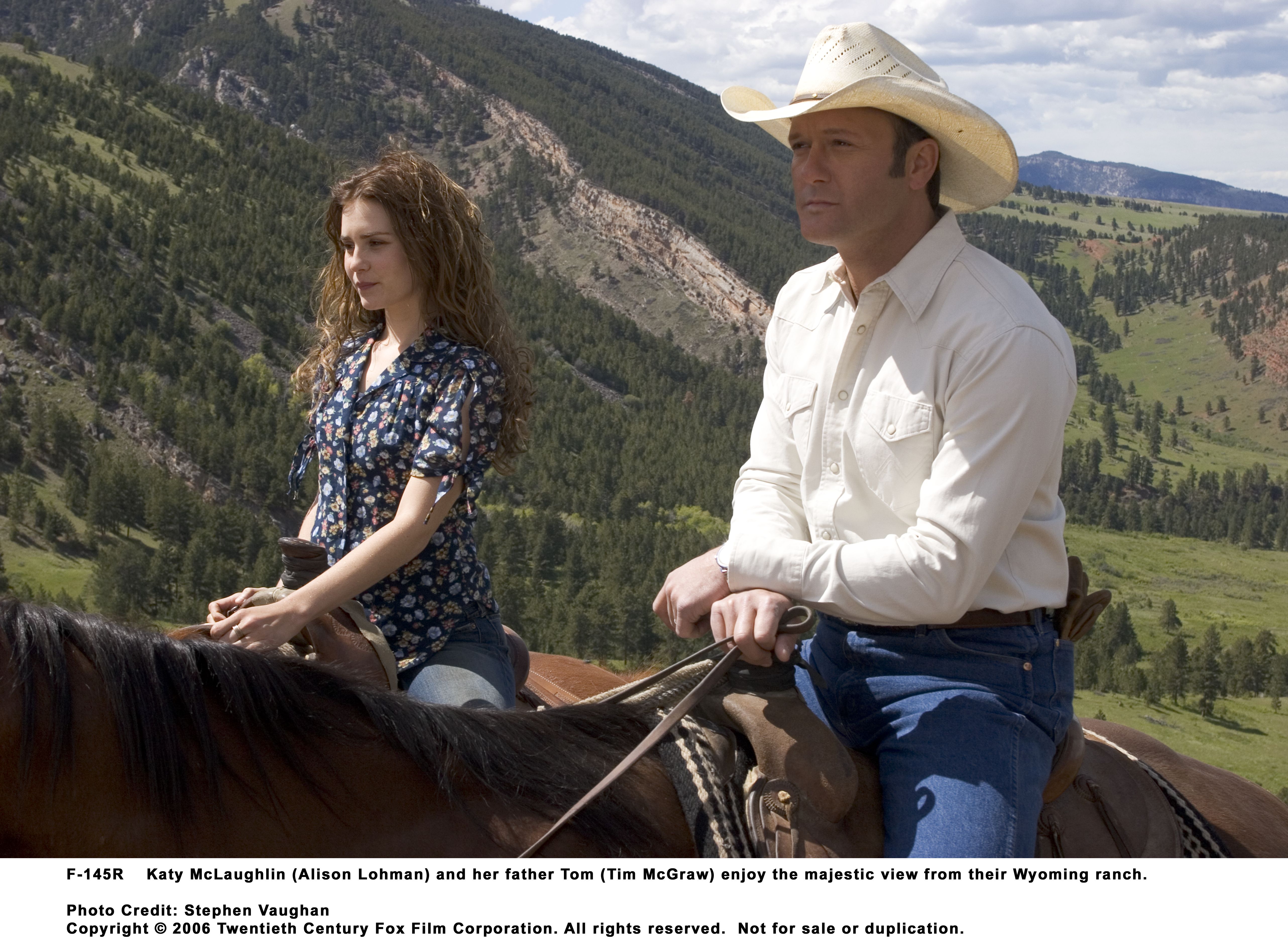 Tim McGraw and Alison Lohman in Flicka (2006)