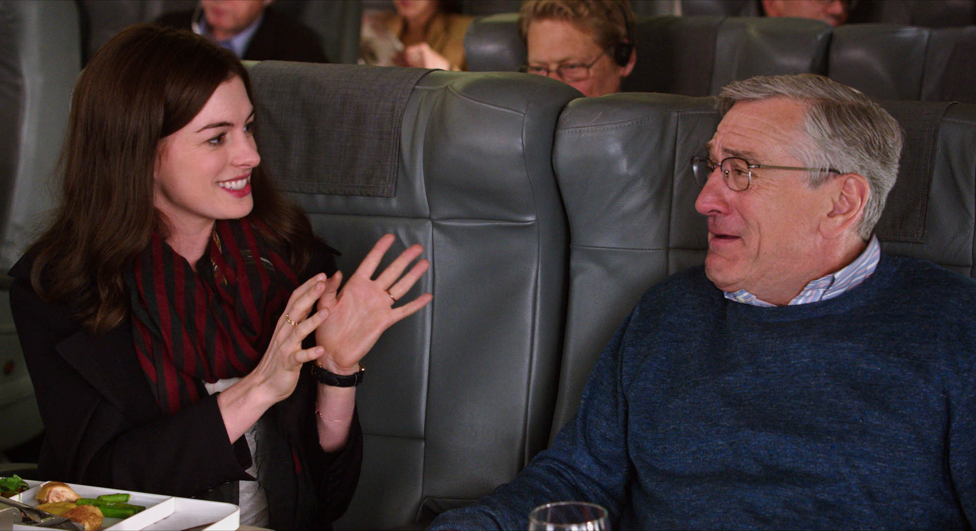 Robert De Niro and Anne Hathaway in The Intern (2015)