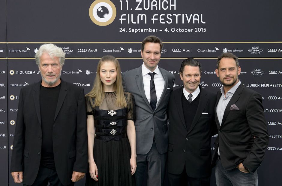 from left to right: Jürgen Prochnow, Nora von Waldstätten, Stephan Rick, Martin Suter and Moritz Bleibtreu at the premiere of "The Dark Side of The Moon" in Zurich.