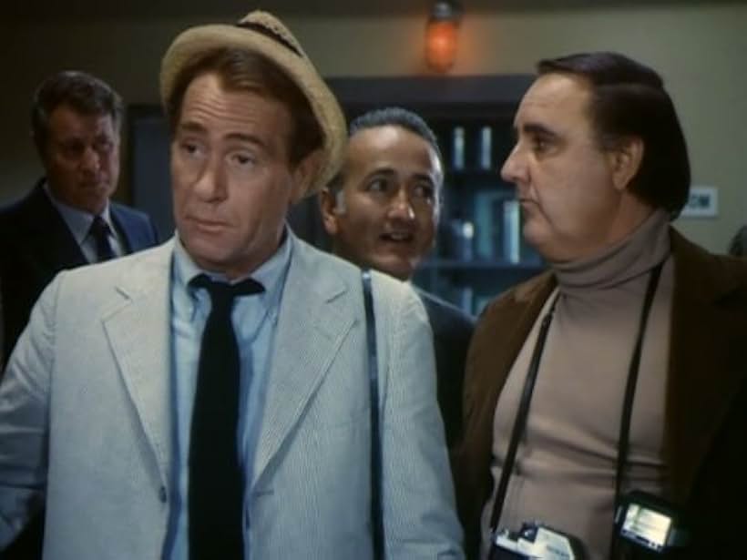 Al Checco and Darren McGavin in Kolchak: The Night Stalker (1974)