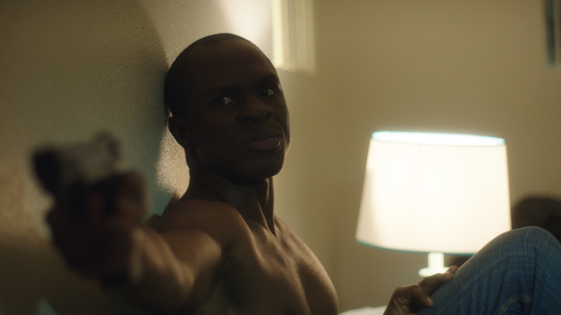 Gbenga Akinnagbe in Fort Bliss (2014)