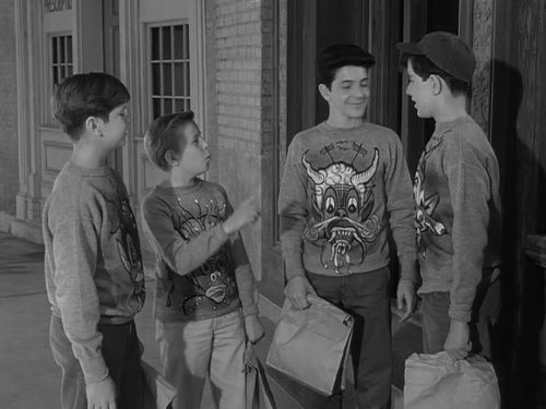 Richard Correll, Stanley Fafara, Jerry Mathers, and Mark Murray in Sweatshirt Monsters (1962)