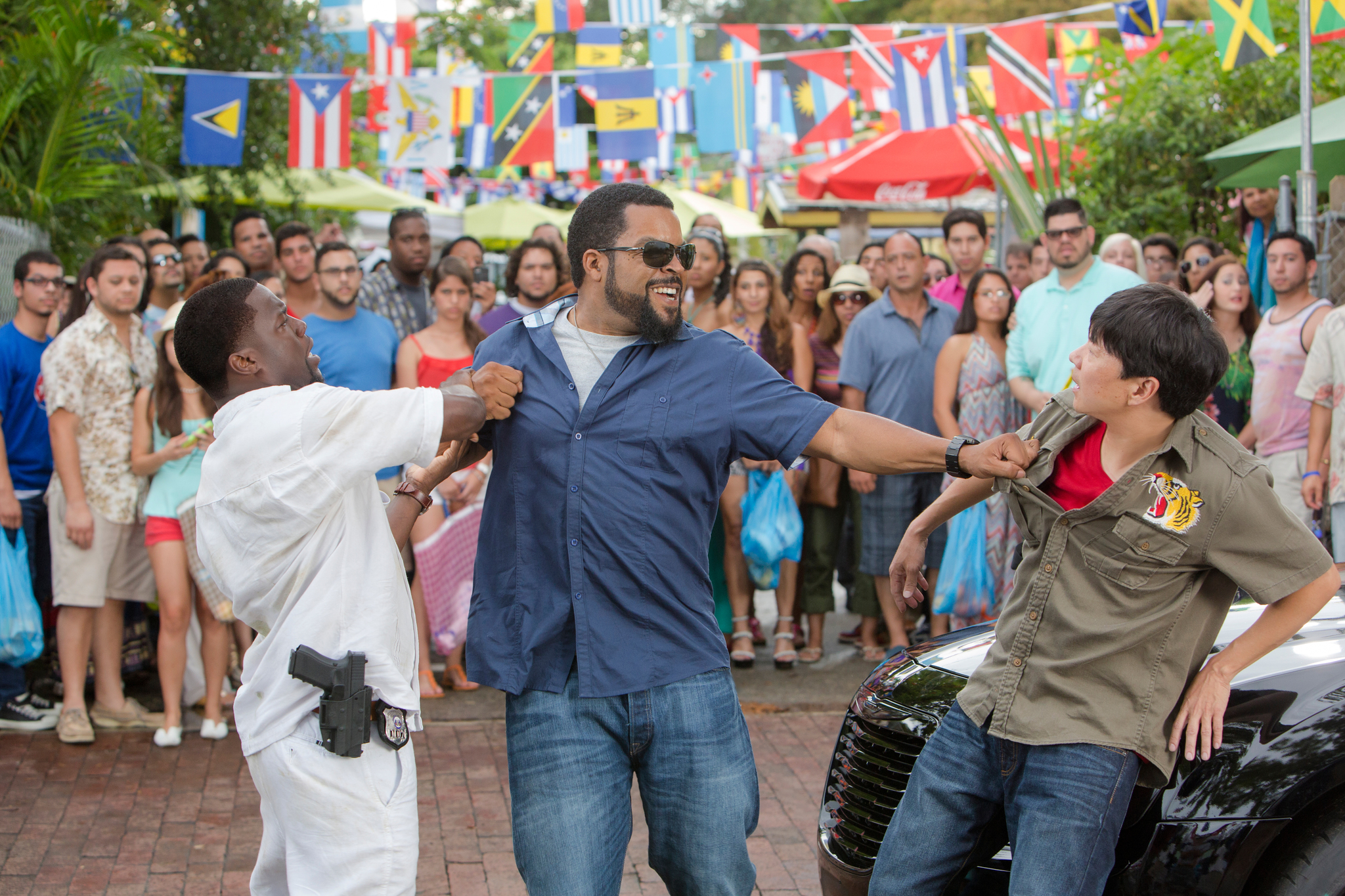 Ice Cube, Kevin Hart, and Ken Jeong in Ride Along 2 (2016)