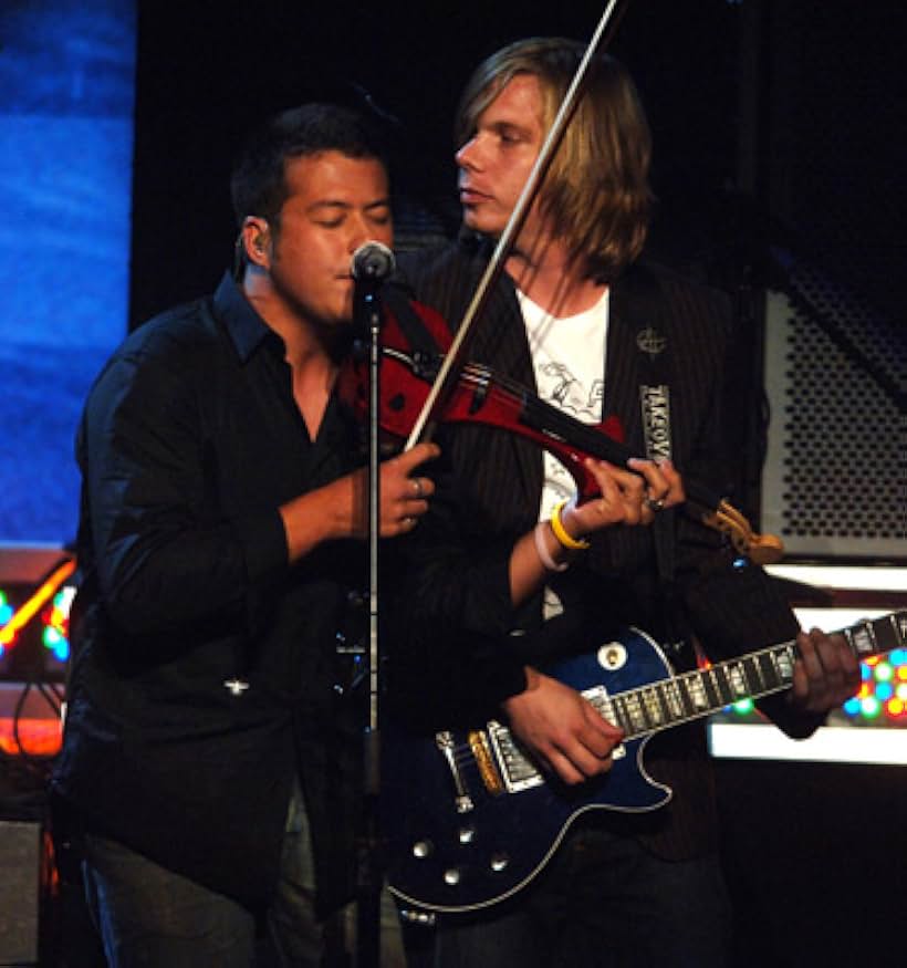 Sean Mackin, Yellowcard, and Ben Harper at an event for 2005 MTV Movie Awards (2005)