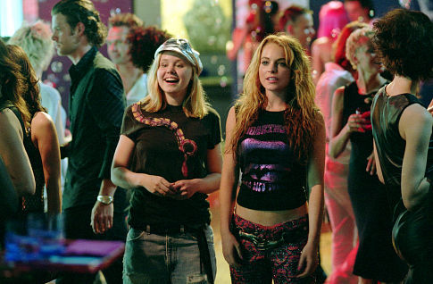 Lindsay Lohan and Alison Pill in Confessions of a Teenage Drama Queen (2004)