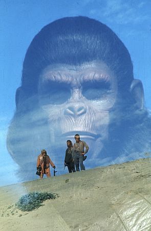 9941-4 "Conquest of the Planet of the Apes" - Roddy McDowell, 1972.