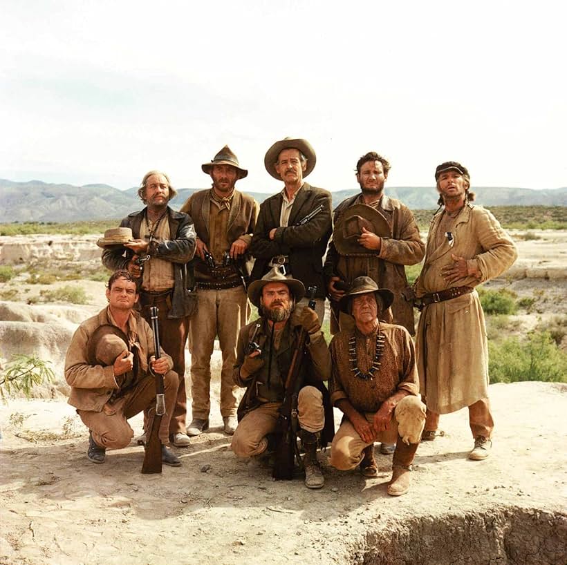 Strother Martin, Archie Butler, Paul Harper, Bill Hart, L.Q. Jones, and Robert Ryan in The Wild Bunch (1969)