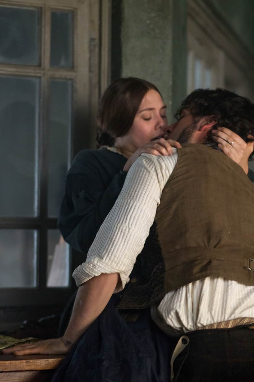 Elizabeth Olsen and Oscar Isaac in In Secret (2013)