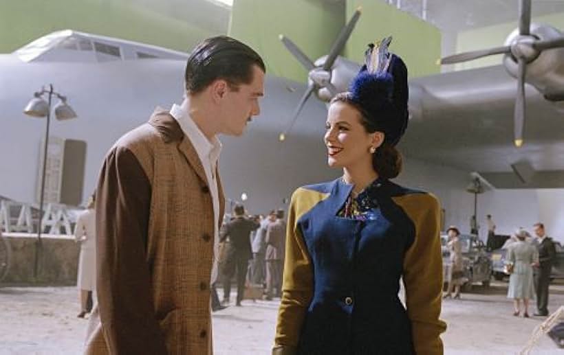 Leonardo DiCaprio and Kate Beckinsale in The Aviator (2004)