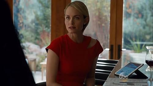 Amber Valletta in Blood & Oil (2015)