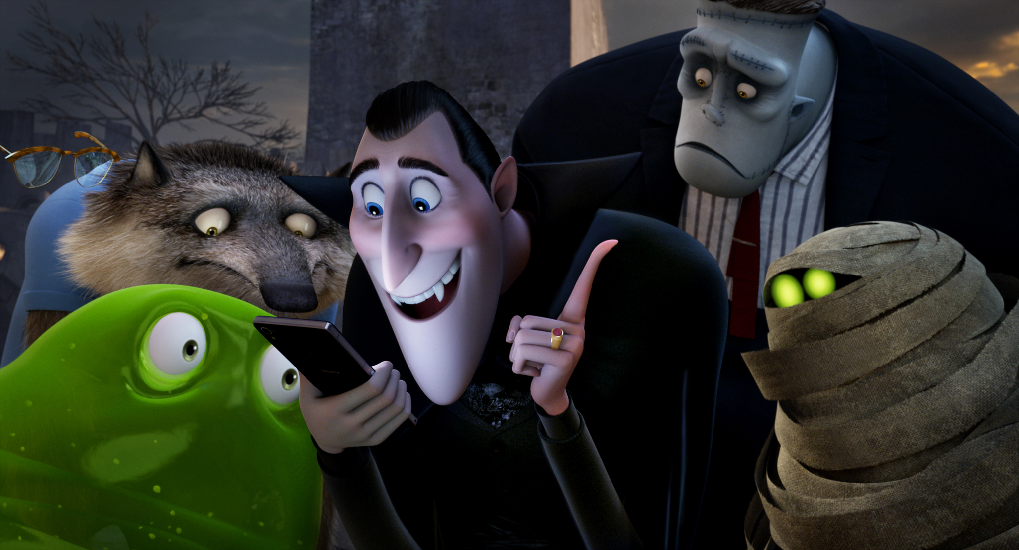 Steve Buscemi, Adam Sandler, David Spade, Kevin James, Jonny Solomon, and Keegan-Michael Key in Hotel Transylvania 2 (2015)