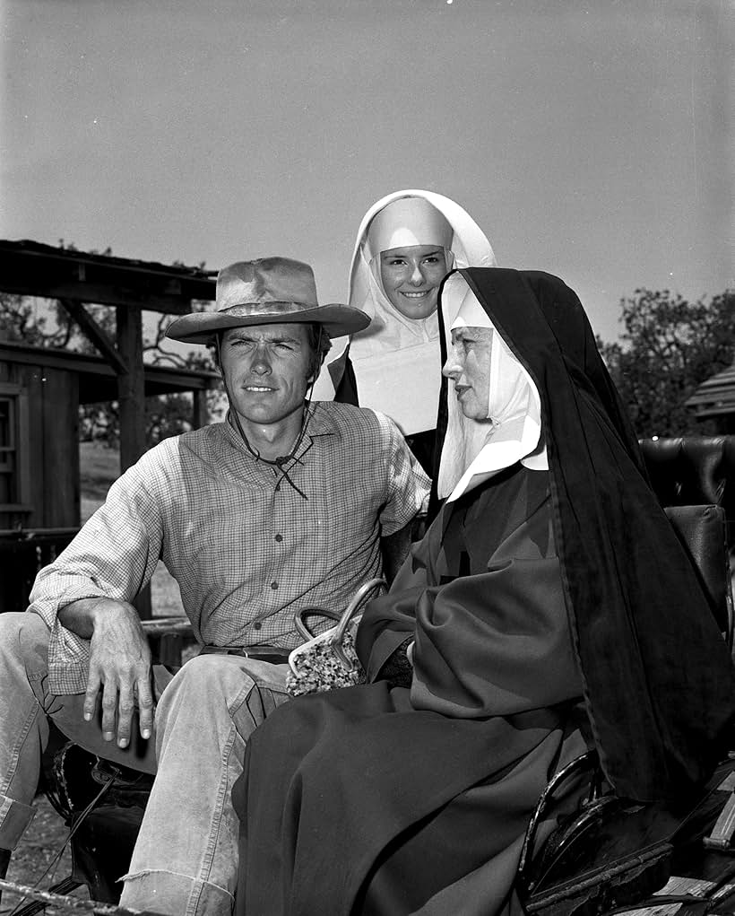 Clint Eastwood, Agnes Moorehead, and Gigi Perreau in Rawhide (1959)