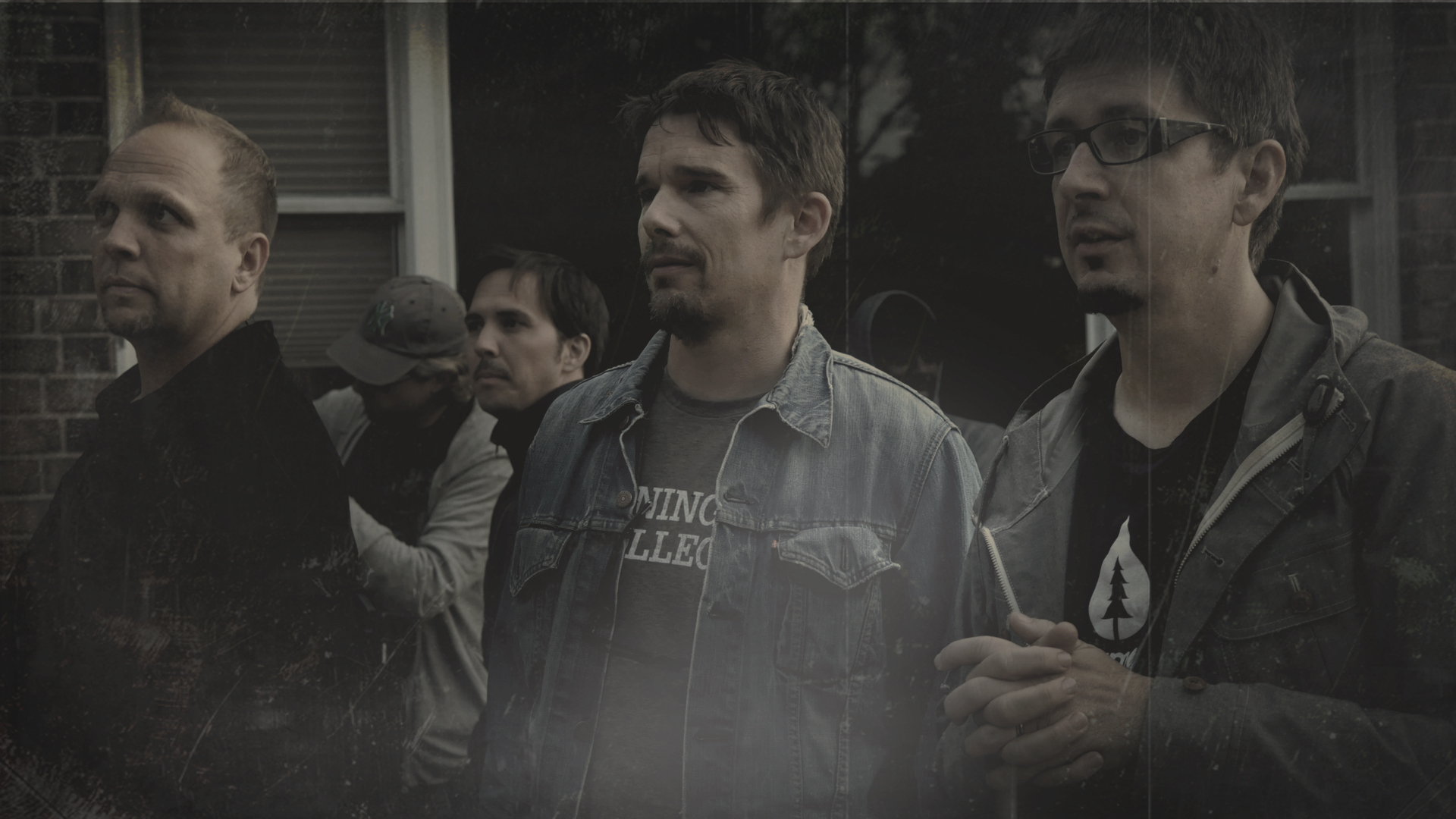 Ethan Hawke, Scott Derrickson, and Christopher Norr in Sinister (2012)