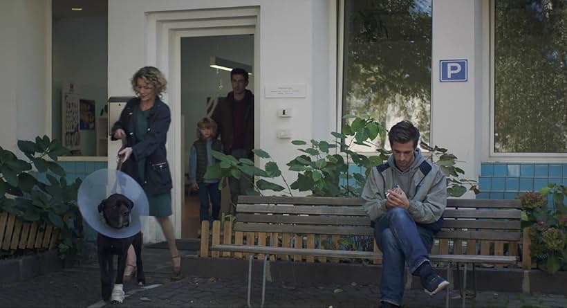 Marc Pistono, Stella Fyrogeni, Tia, Anton Weil, and Vasilis Magouliotis in The Man with the Answers (2021)