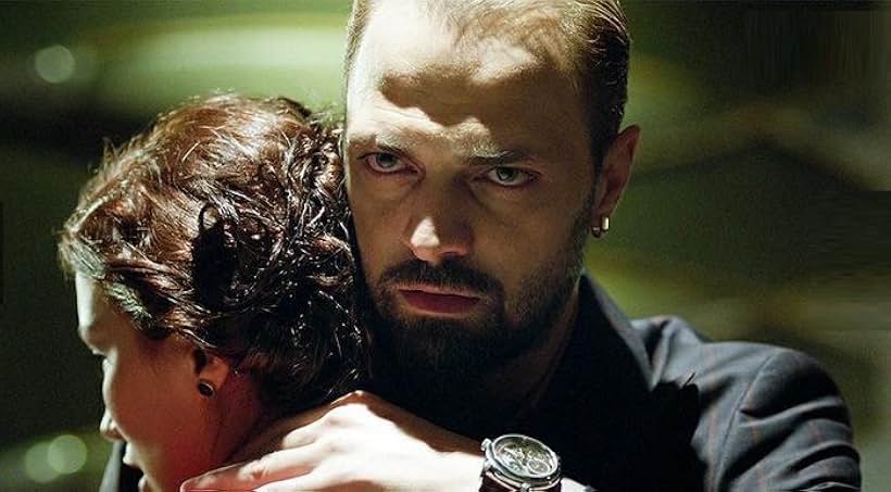 Özlem Davran and Ertan Saban in Valley of the Wolves: Ambush (2007)