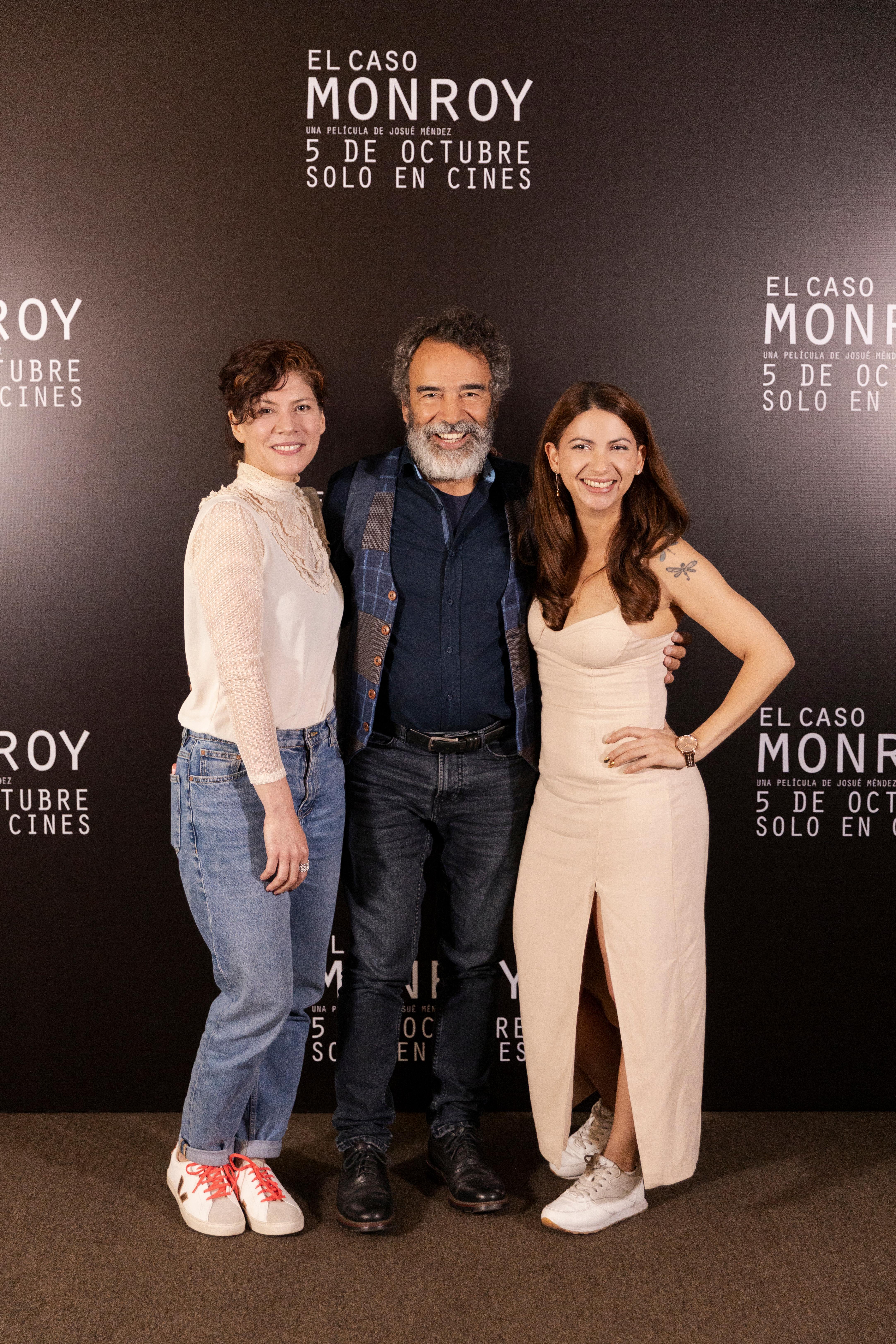 Damián Alcázar, Wendy Vásquez, and Lia Camilo in El caso Monroy (2022)