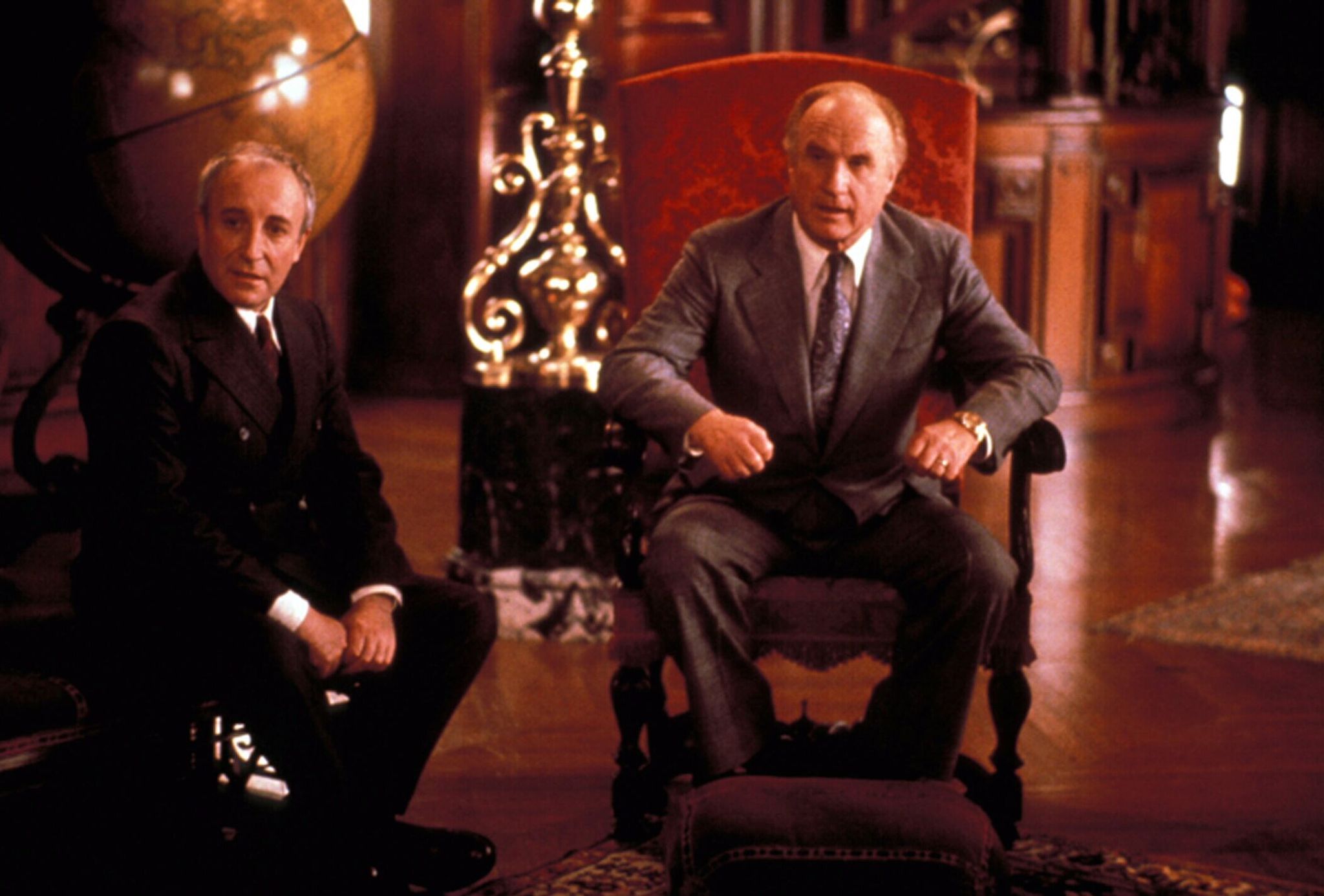 Peter Sellers and Jack Warden in Being There (1979)