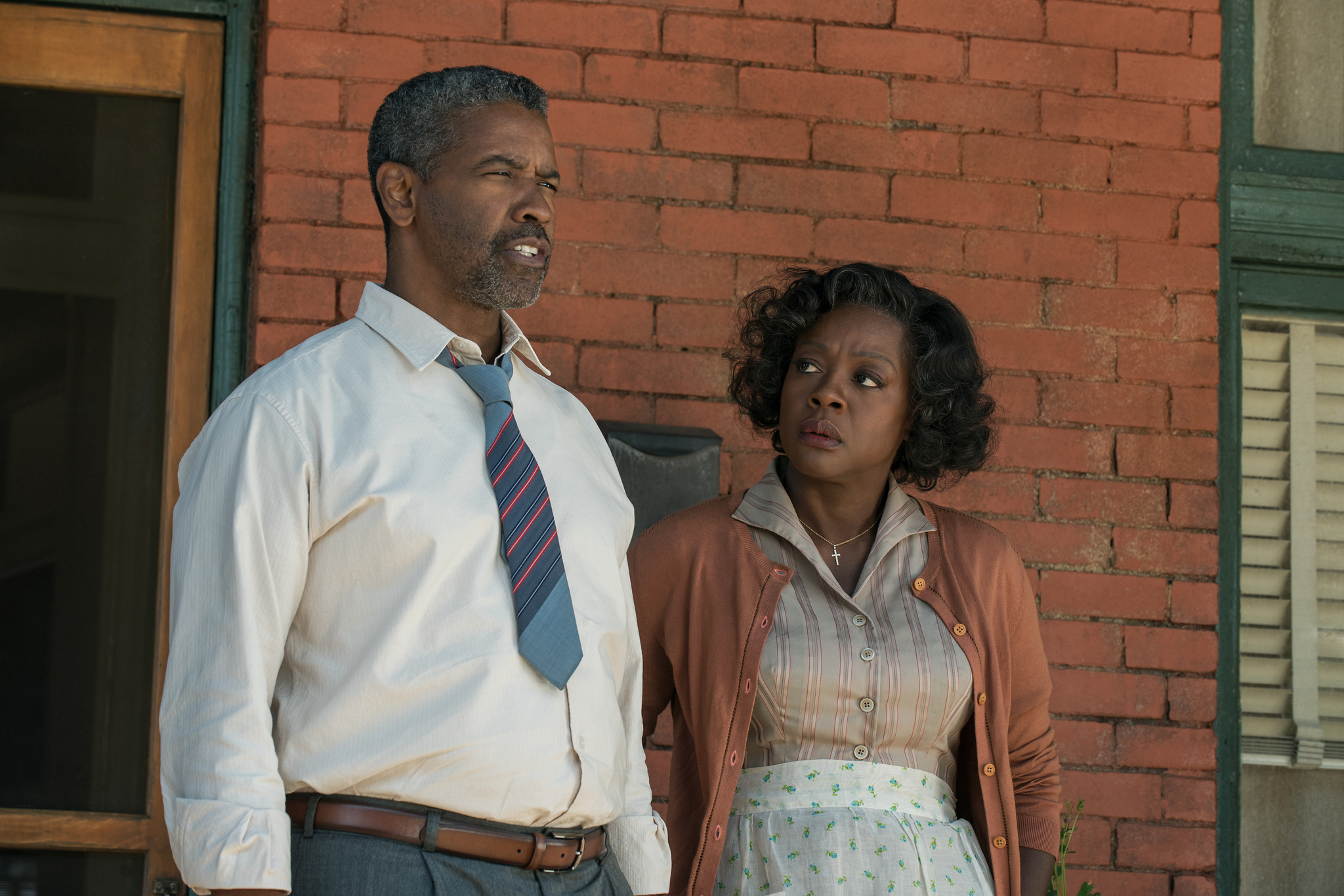 Denzel Washington and Viola Davis in Fences (2016)