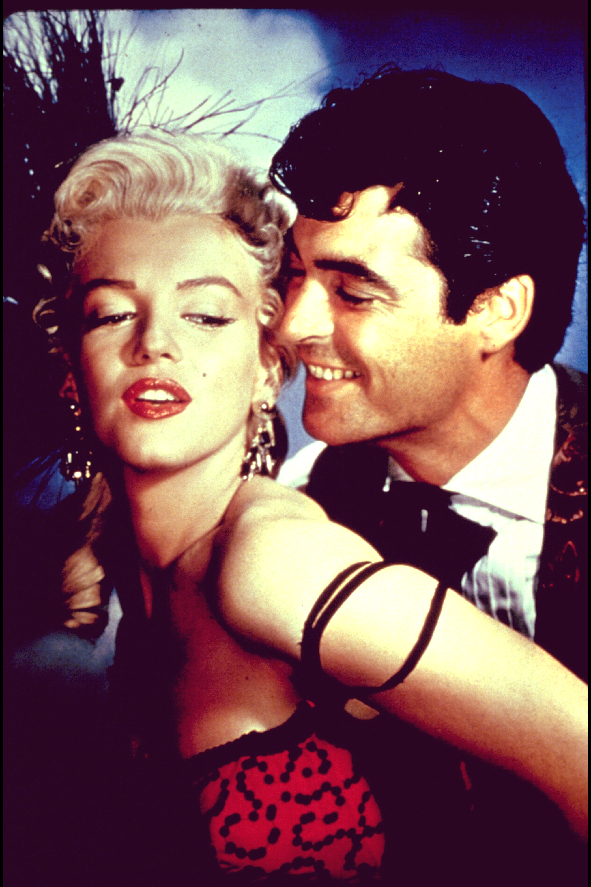 Marilyn Monroe and Rory Calhoun in River of No Return (1954)