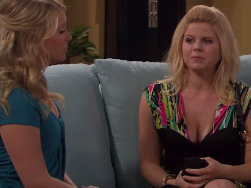 Melissa Joan Hart and Megan Hilty in Melissa & Joey (2010)