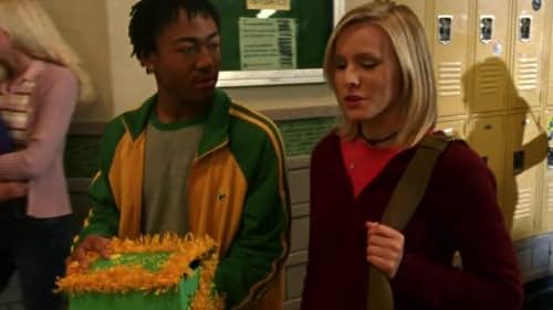 Kristen Bell and Percy Daggs III in Veronica Mars (2004)