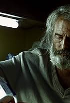 Emilio Echevarría in Amores Perros (2000)