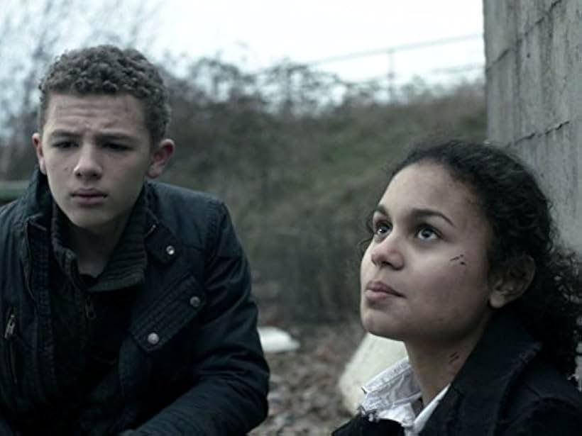 Maxim Knight and Desiree Ross in Falling Skies (2011)