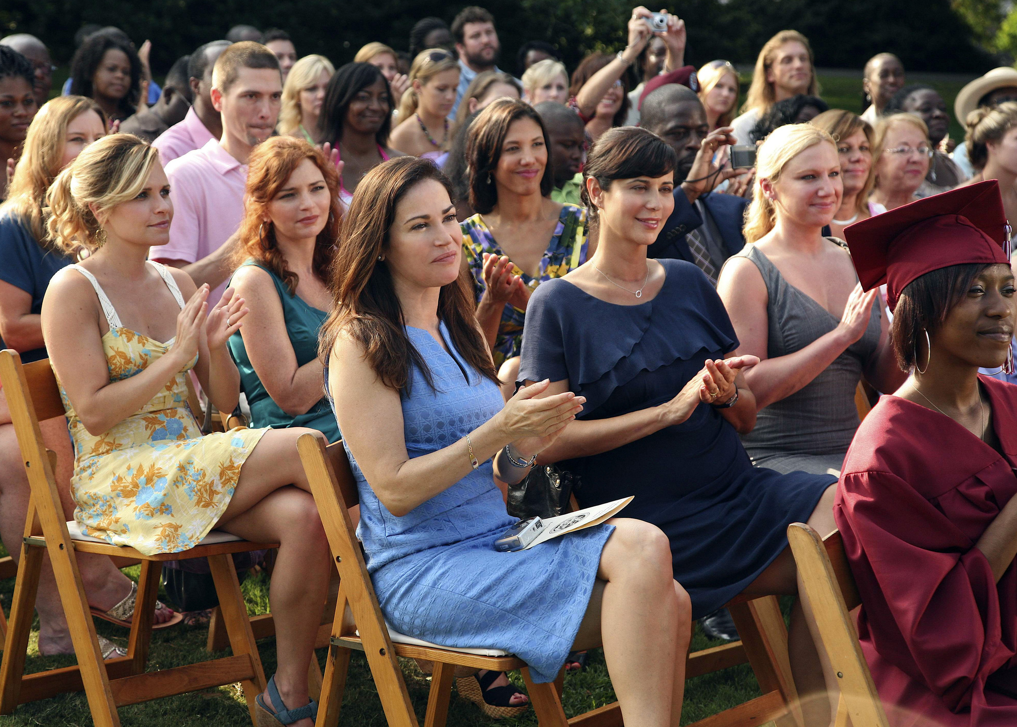 Kim Delaney, Catherine Bell, Wendy Davis, Brigid Brannagh, and Sally Pressman in Army Wives (2007)