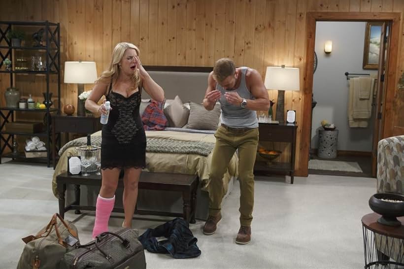 Melissa Joan Hart and Joey Lawrence in Melissa & Joey (2010)