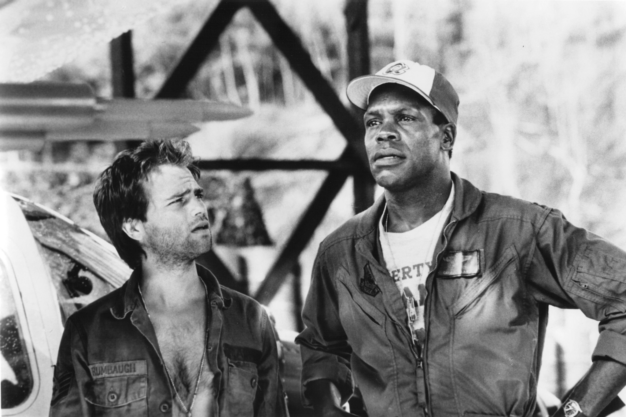 Danny Glover and Clayton Rohner in Bat*21 (1988)