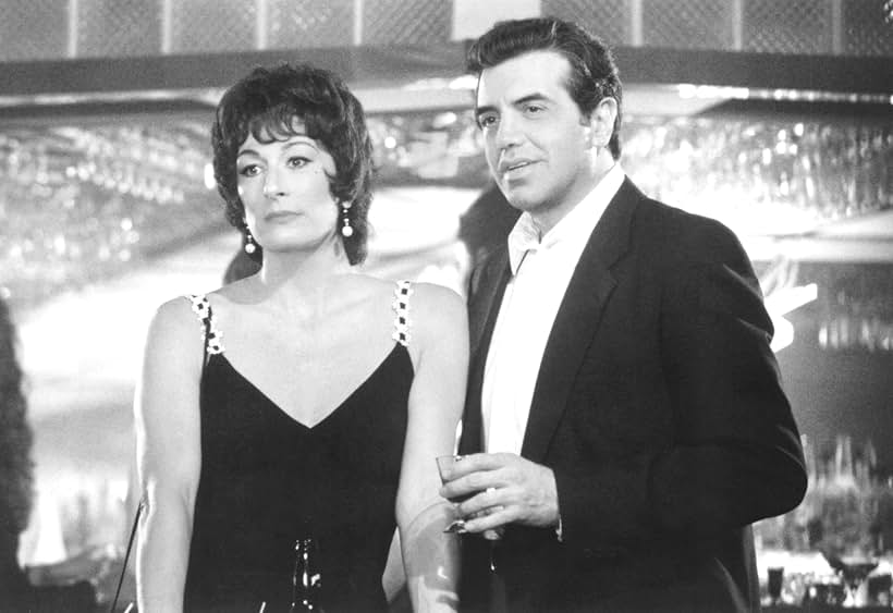 Anjelica Huston and Chazz Palminteri in The Perez Family (1995)