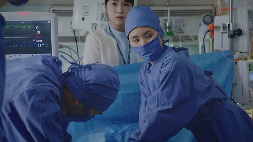 Go Soo and Park Yoo-mil in Heart Surgeons (2018)