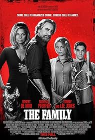 Robert De Niro, Michelle Pfeiffer, Dianna Agron, and John D'Leo in The Family (2013)