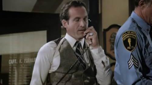 Daniel J. Travanti in Hill Street Blues (1981)