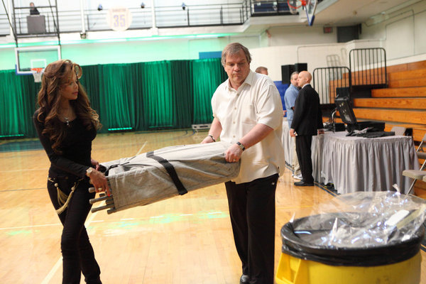 Meat Loaf and La Toya Jackson in The Apprentice (2004)