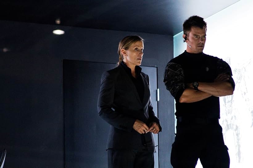 Frances McDormand and Josh Duhamel in Transformers: Dark of the Moon (2011)