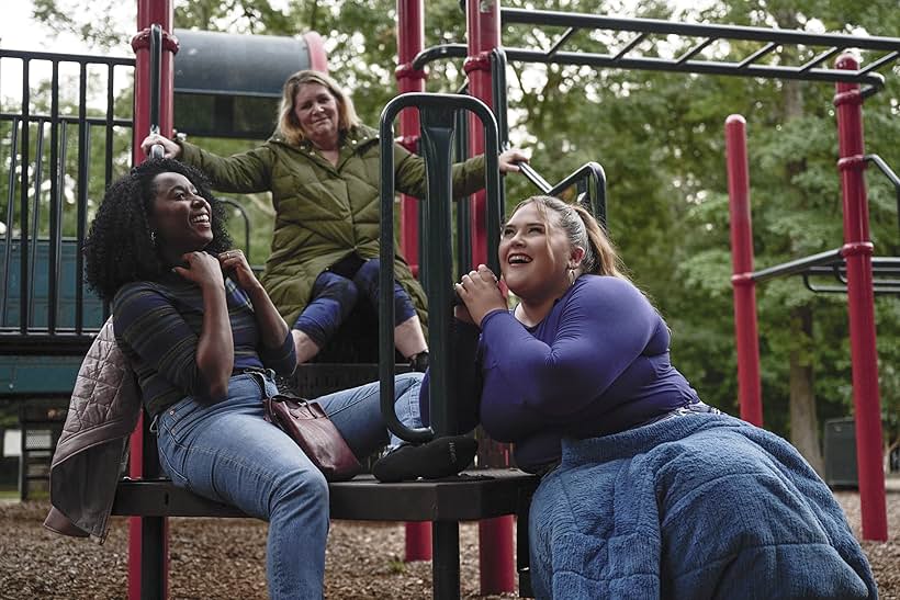 Mo Gaffney, Sasha Compère, and Lily Mae Harrington in Single Drunk Female (2022)