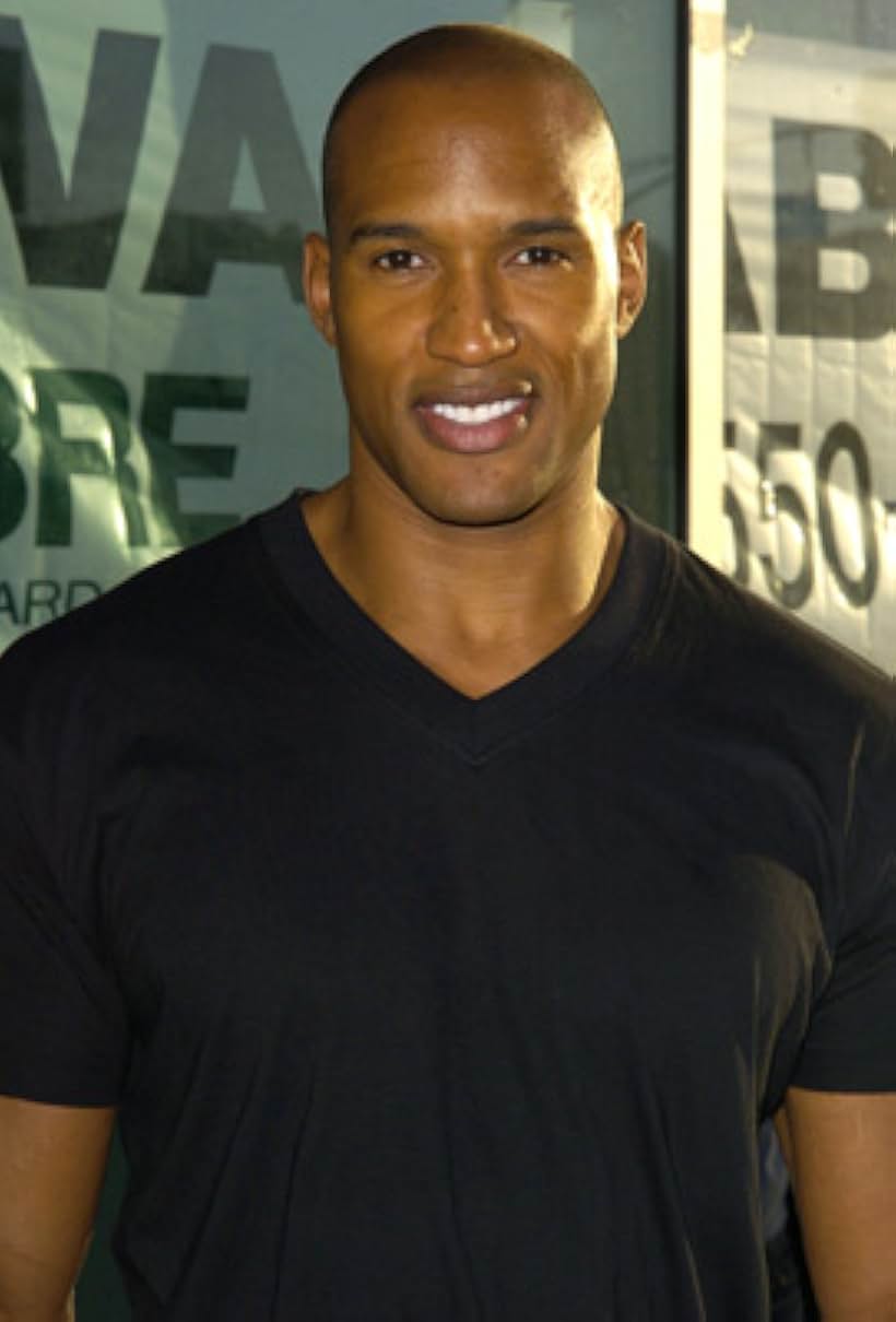 Henry Simmons at an event for Catwoman (2004)