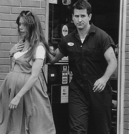 Anthony LaPaglia and Elizabeth Bracco in Trees Lounge (1996)