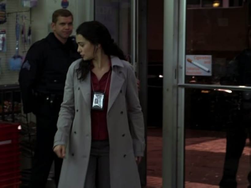 Natalie Martinez in Detroit 1-8-7 (2010)