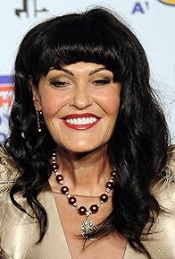 Primary photo for Hilary Devey