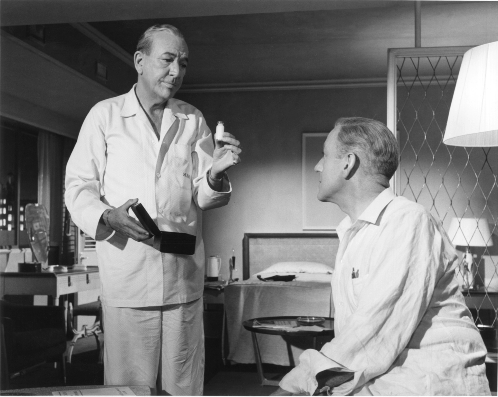 Alec Guinness and Noël Coward in Our Man in Havana (1959)