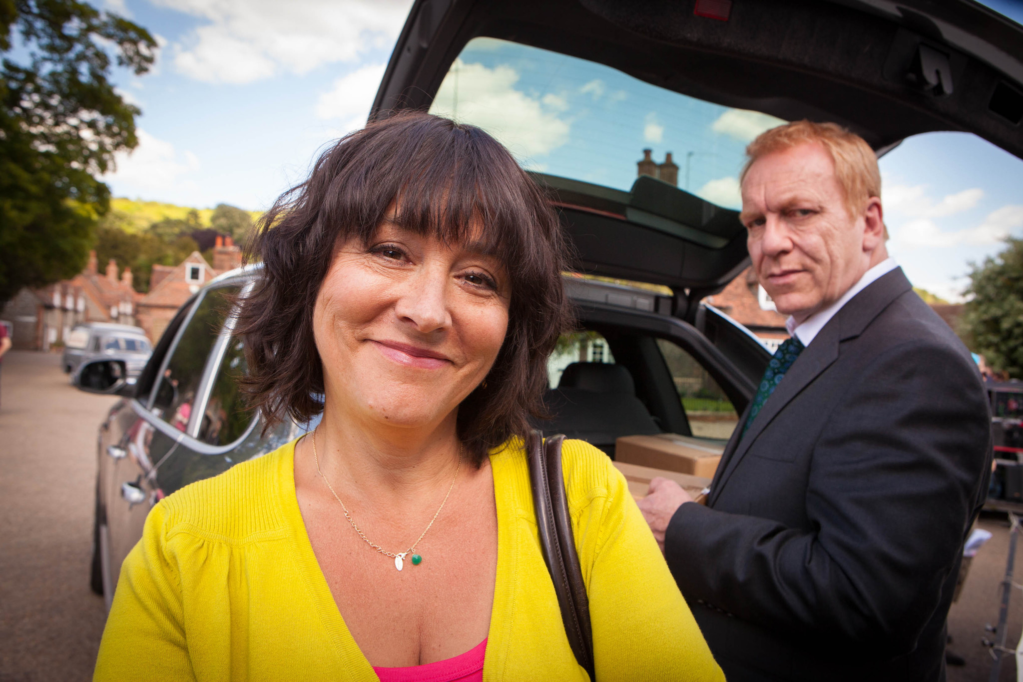 Arabella Weir and Clive Wood in Midsomer Murders (1997)