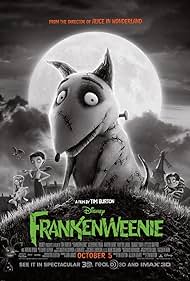 Catherine O'Hara, Charlie Tahan, and Atticus Shaffer in Frankenweenie (2012)