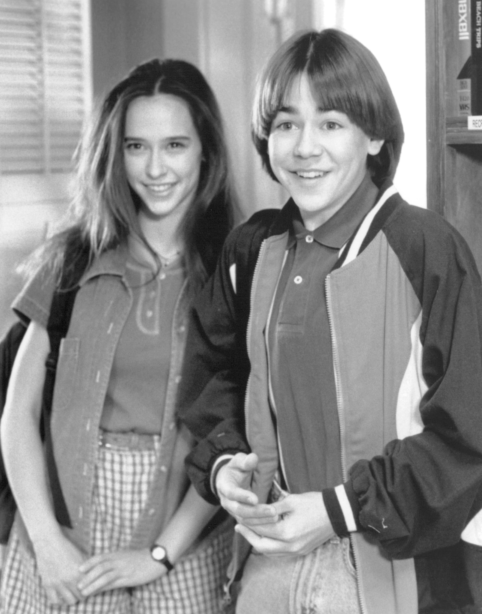 Jennifer Love Hewitt and Kyle Howard in House Arrest (1996)