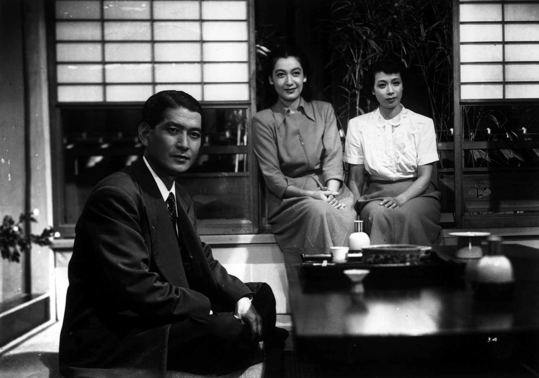 Chikage Awashima, Setsuko Hara, and Shûji Sano in Early Summer (1951)