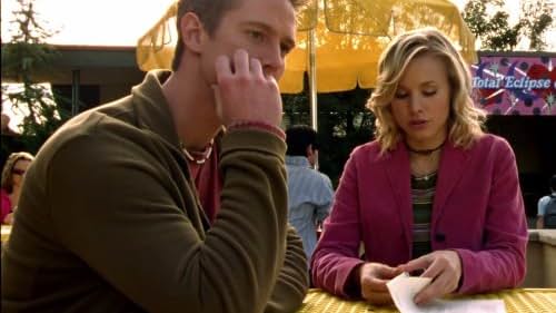 Kristen Bell and Jason Dohring in Veronica Mars (2004)